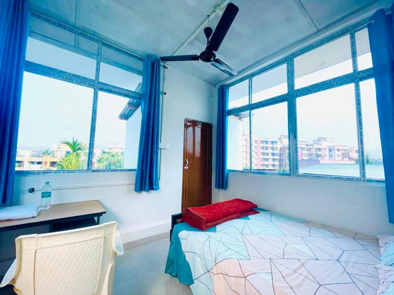Cupidtrails Backpacker'S Penthouse Hotel Guwahati Luaran gambar